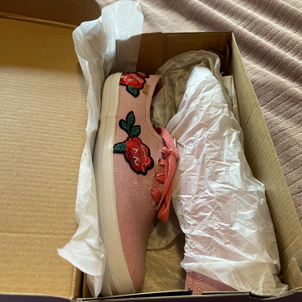 Ked’s Champion Sneaker - Red Floral - 7.5